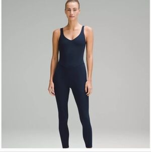 Lululemon align bodysuit Size 8 Navy